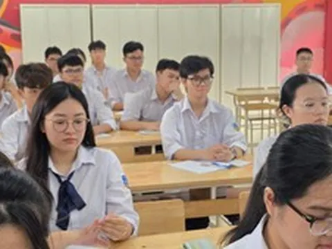 Từng bước chuẩn bị cho thi tốt nghiệp THPT trên máy tính