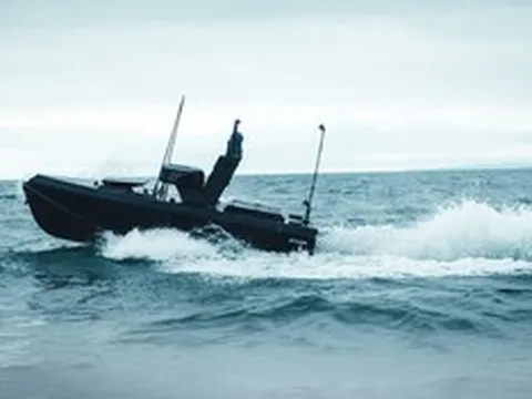 Xuồng không người lái Đức giám sát “hạm đội bóng tối” ở biển Baltic