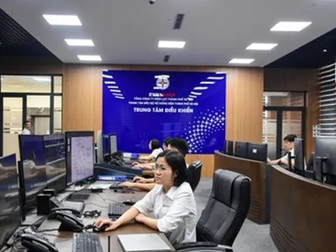 EVNHANOI ứng trực 24/24h, tăng cường giám sát vận hành, kiểm tra thiết bị và chủ động xử lý các nguy cơ quá tải điện