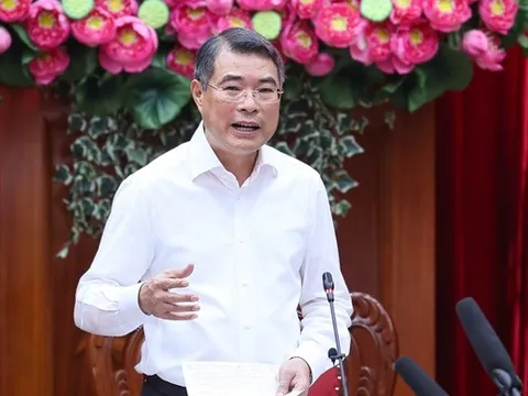 Thủ tướng yêu cầu Vĩnh Long đề xuất Trung ương cơ chế kiến tạo để phát triển