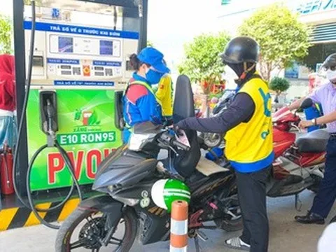 “Phủ sóng” xăng E10 từ 1/6: Chuyên gia giải mã loạt lo ngại về chất lượng