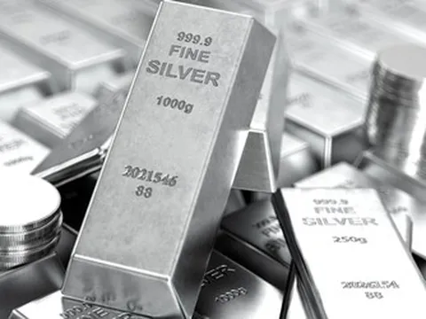 Giá bạc hôm nay (28/5): Giá bạc trong nước và thế giới đang rơi tự do, không có điểm dừng