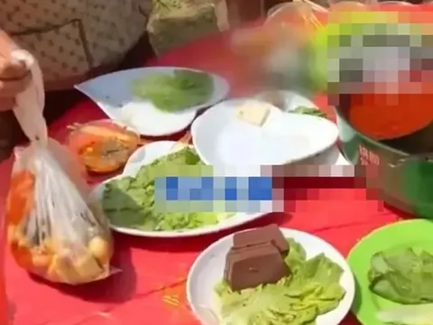 Đám cưới 17 triệu đồng của cặp đôi trẻ gây sốt, lý do phía sau khiến nhiều người bất ngờ