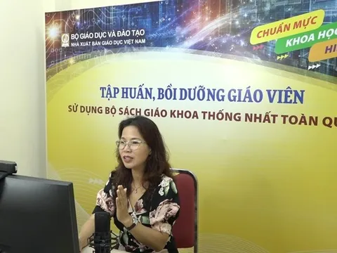 Hơn 150 đầu sách được tập huấn đồng loạt cho giáo viên cả nước