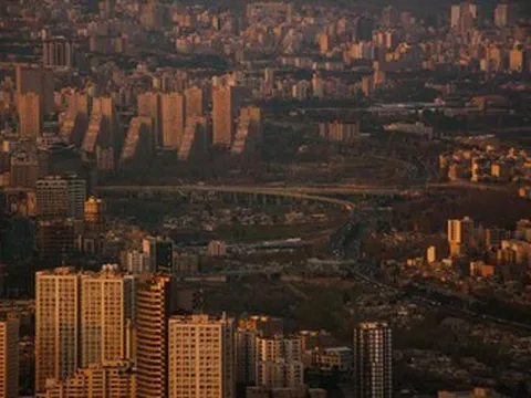 Tổng thống Mỹ Donald Trump tuyên bố hòa giải ngừng bắn giữa Israel và Hezbollah, khẳng định đàm phán Mỹ-Iran vẫn tiếp diễn