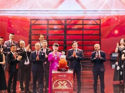 Bình minh đẹp nhất trên hành trình 30 năm của ROX Group