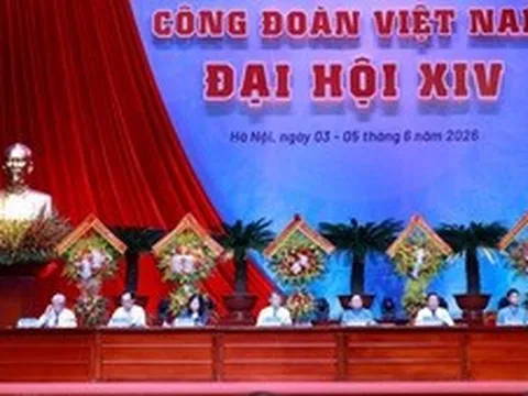 TỔNG THUẬT: Thủ tướng Chính phủ trao đổi, thảo luận với Đại biểu dự Đại hội XIV Công đoàn Việt Nam