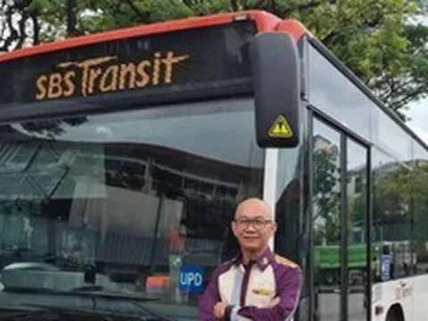 Kiểm tra xe buýt, nam tài xế phát hiện thứ trị giá hơn 700 triệu đồng