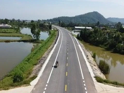 Diện mạo tuyến đường ven biển Thanh Hóa hơn 2.200 tỷ đồng dần thành hình