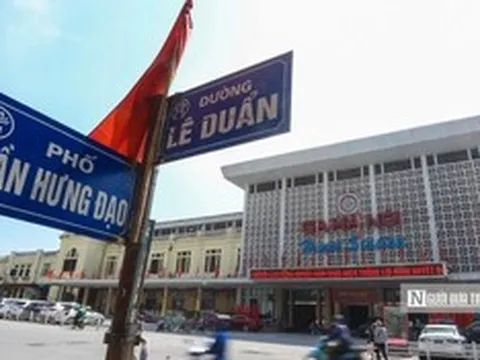 Bên trong ga tàu hơn 120 năm tuổi ở Hà Nội