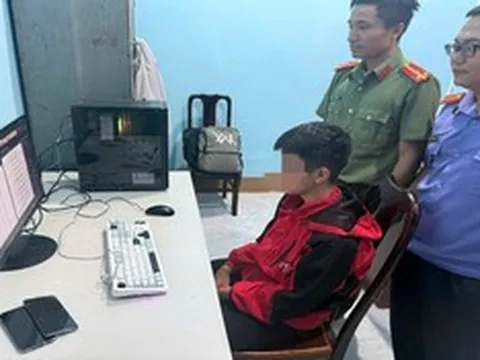 Bán 20 triệu thông tin dữ liệu cá nhân, nam sinh lớp 10 bị khởi tố