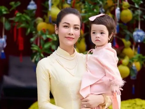Ca sĩ Nhật Kim Anh hạnh phúc viên mãn với "tình yêu đặc biệt" ở tuổi 41