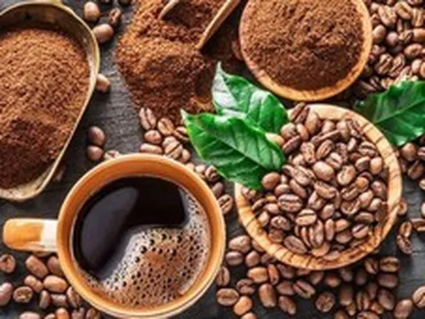 THỊ TRƯỜNG HÀNG HÓA: Tồn kho chạm đáy nhiều tháng, dòng tiền tiếp tục tìm đến cà phê