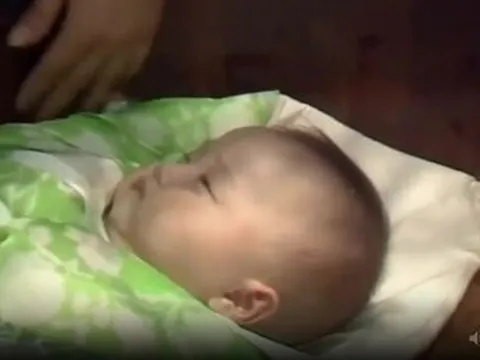 Bé gái 5 tháng tuổi đóng vai Đường Tăng trôi sông trong Tây du ký 1986 - ẩn số gây tò mò