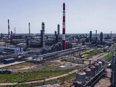 Nga nhận tin không vui về sản lượng dầu giữa đòn tấn công tầm xa của Ukraine