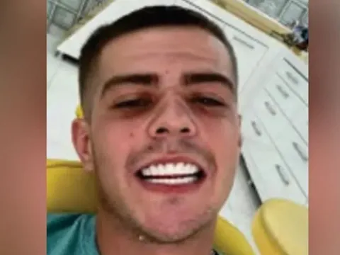 Tên tội phạm 23 tuổi bị bắt vì bức ảnh selfie