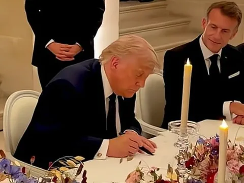 Ông Trump ký thỏa thuận sơ bộ nhằm chấm dứt xung đột với Iran