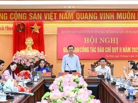 Hà Tĩnh nhấn mạnh mục tiêu tăng trưởng 2 con số, yêu cầu đẩy mạnh truyền thông các dự án lớn