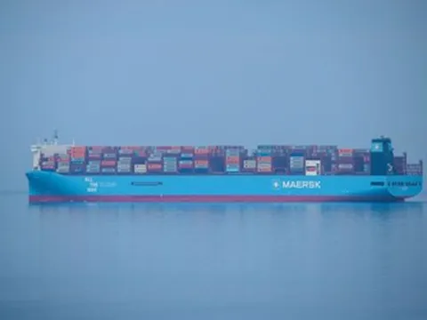 Mỹ và Iran đạt thỏa thuận bước đầu, hàng hải qua eo biển Hormuz vẫn chưa phục hồi