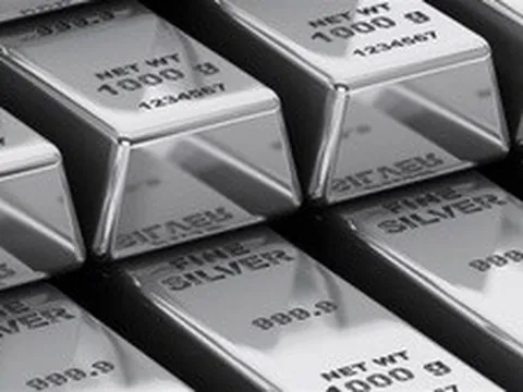 THỊ TRƯỜNG HÀNG HÓA: Giá bạc giảm sâu sau cuộc họp của Fed