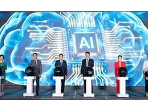 AI Thực chiến” mùa 2 khởi động, Techcombank tiếp tục trao học bổng trị giá 1 triệu USD