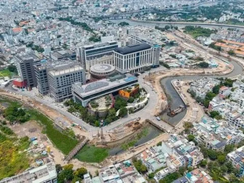 Rạch ô nhiễm nhất Tp.HCM dần "lột xác" sau dự án hơn 17.000 tỷ đồng