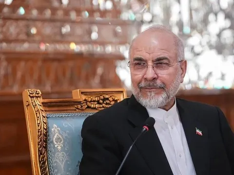 Trưởng đoàn đàm phán Iran: Eo biển Hormuz sẽ do Tehran quản lý