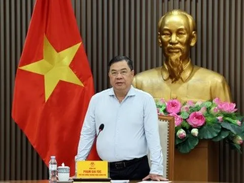 Nghiên cứu, triển khai dự án xây dựng kho dự trữ xăng dầu khu vực Bắc Lào