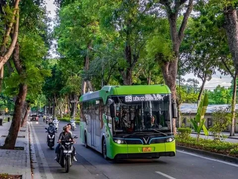 Hà Nội vận hành vé điện tử liên thông cho giao thông công cộng từ 25/6