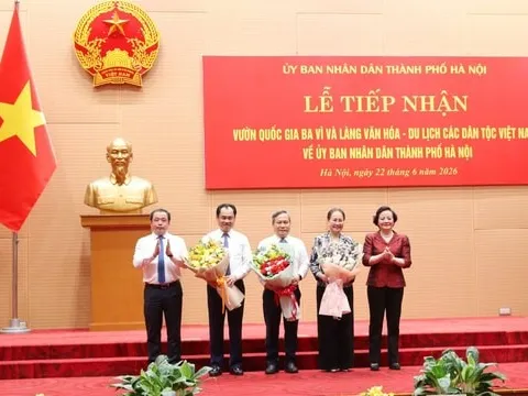 Hà Nội tiếp nhận quản lí Vườn quốc gia Ba Vì và Làng Văn hóa - Du lịch các dân tộc Việt Nam