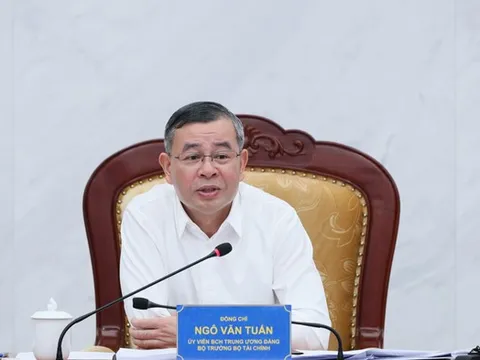 Bộ Tài chính thúc EVN, Petrovietnam, TKV tăng tốc đầu tư, bảo đảm tăng trưởng 2 con số