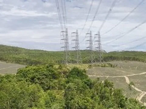 4 mạch 500 kV Bắc – Nam cung cấp gần 20% sản lượng điện cho miền Bắc trong cao điểm nắng nóng