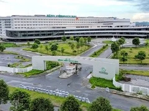 Bác sĩ ở Bệnh viện Việt Đức, Bạch Mai cơ sở 2 được nhận thêm nhiều khoản hỗ trợ