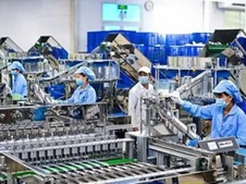 Khung chuẩn mực đạo đức, văn hóa kinh doanh gắn với bản sắc dân tộc và tiếp cận được tinh hoa văn hóa kinh doanh thế giới