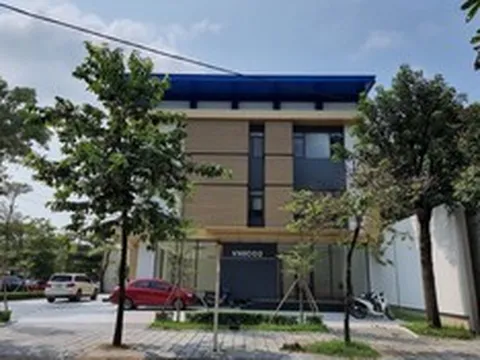 VE2 rời UPCoM: Từ nhà thầu điện 500kV đến doanh nghiệp sống nhờ cho thuê kho bãi