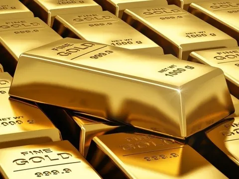 Giá vàng hôm nay (4/7): Vàng miếng SJC và nhẫn neo ở vùng giá cao