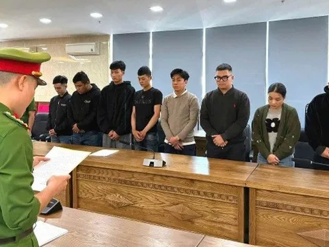 Triệt phá đường dây "rửa tiền" quy mô hơn 67.000 tỷ đồng, có sự tiếp tay của nhân viên ngân hàng