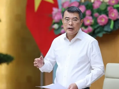 Kịp thời khen thưởng nơi xử lý được những điểm nóng từ sớm, từ xa
