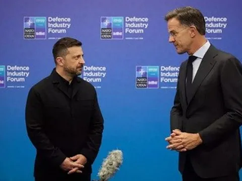 Tổng thống Zelensky: Ukraine nên gia nhập NATO