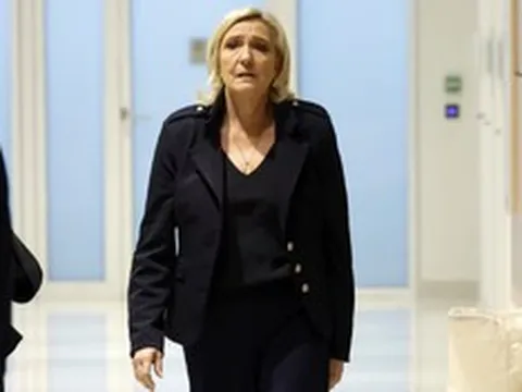 “Khe cửa hẹp” cho bà Marine Le Pen một lần nữa tranh cử Tổng thống Pháp