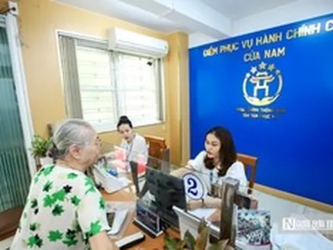 Hà Nội lập quy trình trả lương hưu, trợ cấp bảo hiểm tại nhà với người già yếu