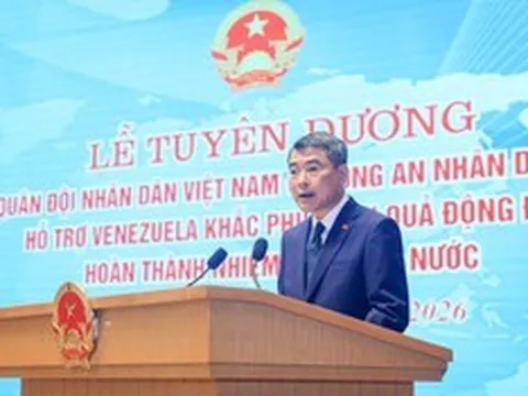 Thủ tướng: "Giữa đổ nát, Việt Nam mang đến hy vọng"