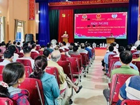 Phủ sóng pháp luật về cơ sở, hướng mạnh tới người dân