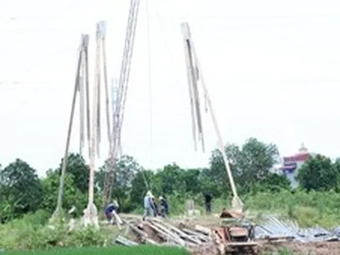 Tập trung nguồn lực, quyết tâm hoàn thành dự án đường dây 500/220 kV Nho Quan - Phủ Lý - Thường Tín trong tháng 7