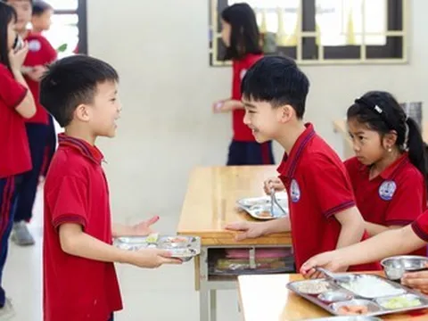 6 xã ở Hà Nội vi phạm trong tổ chức bữa ăn bán trú trường học