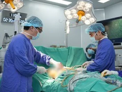 Vinmec Hải Phòng “hồi sinh” lồng ngực bị lõm cho cậu bé 13 tuổi bằng ca phẫu thuật tạo hình phức tạp
