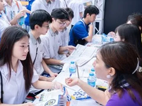 TUYỂN SINH ĐẠI HỌC: Hơn 874.000 thí sinh đăng ký với 7,18 triệu nguyện vọng
