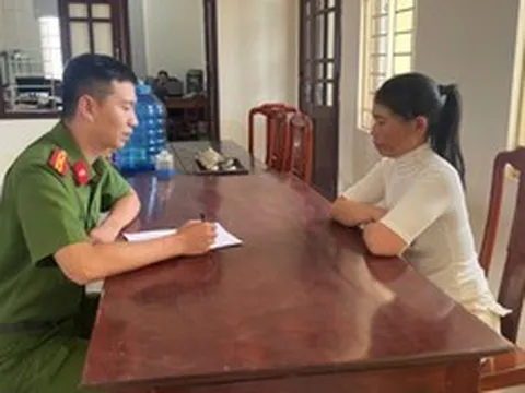 Đối tượng truy nã đặc biệt Nguyễn Thị Thanh Nga ra đầu thú