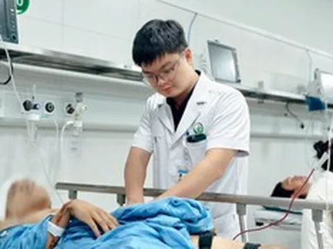 Vụ xe khách lao khỏi cao tốc ở Hà Nội: Bộ Y tế chỉ đạo khẩn
