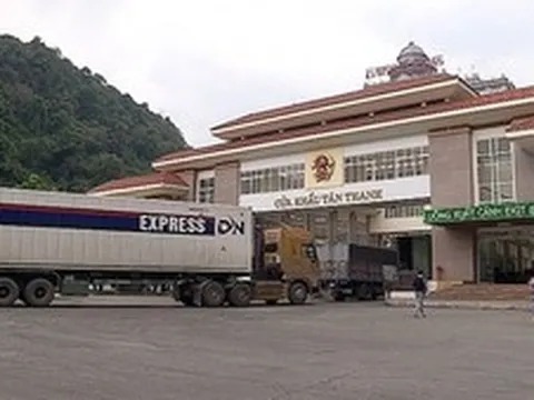 Xuất khẩu nông sản được ưu tiên, hải quan thông quan cả ngoài giờ